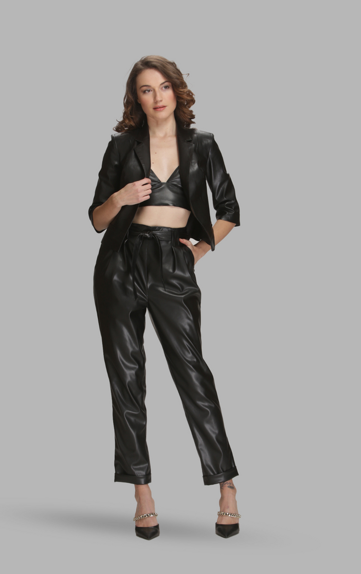 Chic Vegan Leather Jacket with Classic Collar-0