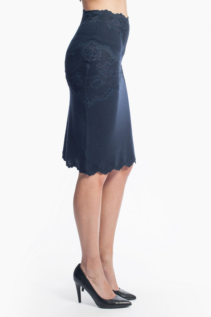 Elegant Lace-Trimmed Cashmere Pencil Skirt-2