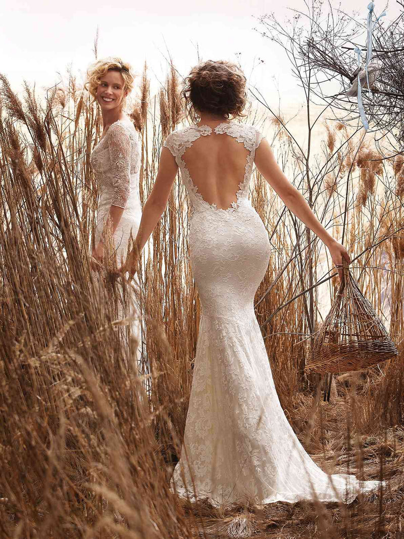 Style 2015 (right)