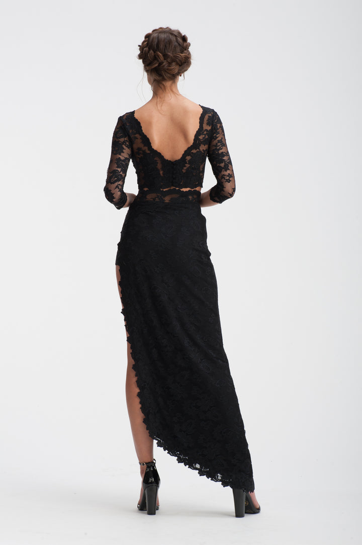 Maxi Lace Skirt with the Deep Slip-1