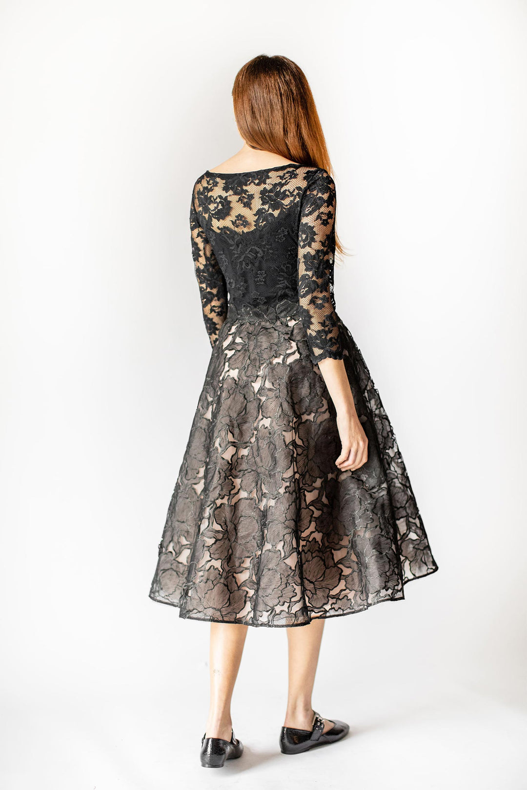 Midnight Bloom Elegance Midi Dress